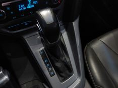 Ford FOCUS 2.0 TITANIUM SEDAN 16V FLEX 4P POWERSHIFT 2014/2014 BETIOLO NOVOS E SEMINOVOS LAJEADO / Carros no Vale