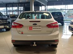 Ford FOCUS 2.0 TITANIUM SEDAN 16V FLEX 4P POWERSHIFT 2014/2014 BETIOLO NOVOS E SEMINOVOS LAJEADO / Carros no Vale