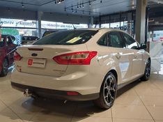 Ford FOCUS 2.0 TITANIUM SEDAN 16V FLEX 4P POWERSHIFT 2014/2014 BETIOLO NOVOS E SEMINOVOS LAJEADO / Carros no Vale