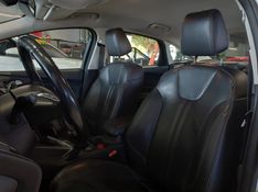 Ford FOCUS 2.0 TITANIUM SEDAN 16V FLEX 4P POWERSHIFT 2014/2014 BETIOLO NOVOS E SEMINOVOS LAJEADO / Carros no Vale