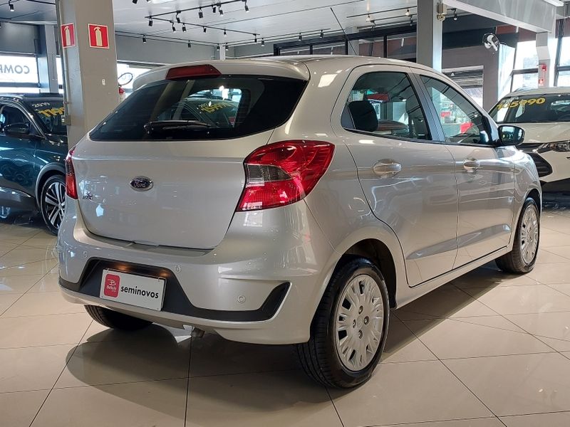 Ford KA 1.5 TI-VCT FLEX SE PLUS MANUAL 2020/2021 BETIOLO NOVOS E SEMINOVOS LAJEADO / Carros no Vale