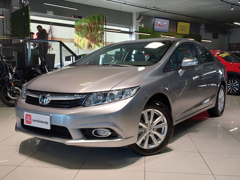 Honda CIVIC 2.0 LXR 16V FLEX 4P AUTOMÁTICO 2013/2014 BETIOLO NOVOS E SEMINOVOS LAJEADO / Carros no Vale