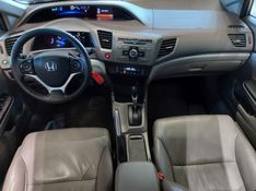 Honda CIVIC 2.0 LXR 16V FLEX 4P AUTOMÁTICO 2013/2014 BETIOLO NOVOS E SEMINOVOS LAJEADO / Carros no Vale