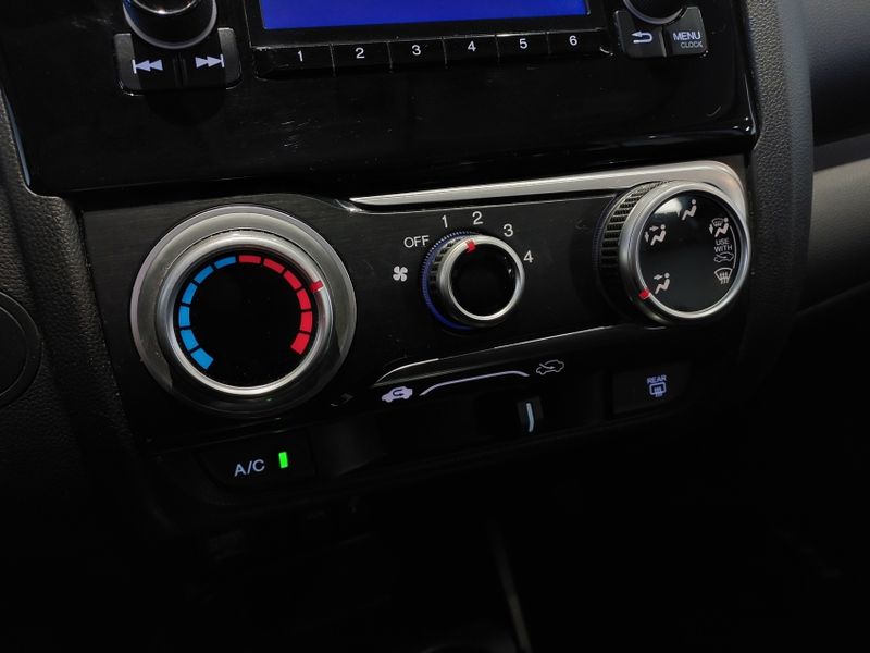 Honda FIT 1.5 EX 16V FLEX 4P AUTOMÁTICO 2015/2016 BETIOLO NOVOS E SEMINOVOS LAJEADO / Carros no Vale