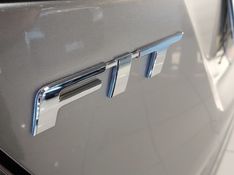 Honda FIT 1.5 EX 16V FLEX 4P AUTOMÁTICO 2015/2016 BETIOLO NOVOS E SEMINOVOS LAJEADO / Carros no Vale