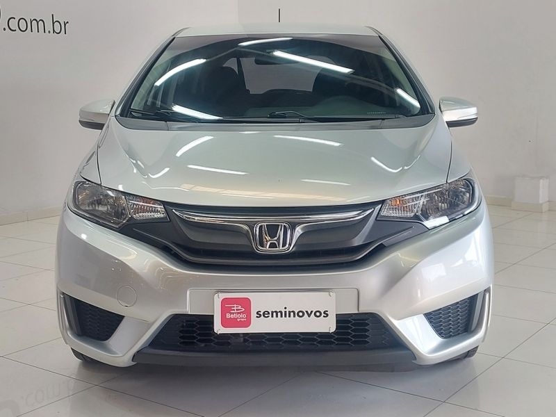 Honda FIT 1.5 LX 16V FLEX 4P AUTOMÁTICO 2015/2016 BETIOLO NOVOS E SEMINOVOS LAJEADO / Carros no Vale