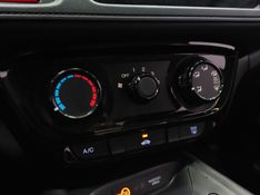 Honda HR-V 1.8 16V FLEX LX 4P AUTOMÁTICO 2016/2017 BETIOLO NOVOS E SEMINOVOS LAJEADO / Carros no Vale