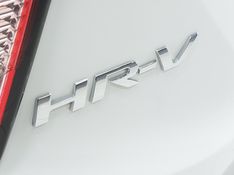 Honda HR-V 1.8 16V FLEX LX 4P AUTOMÁTICO 2016/2017 BETIOLO NOVOS E SEMINOVOS LAJEADO / Carros no Vale