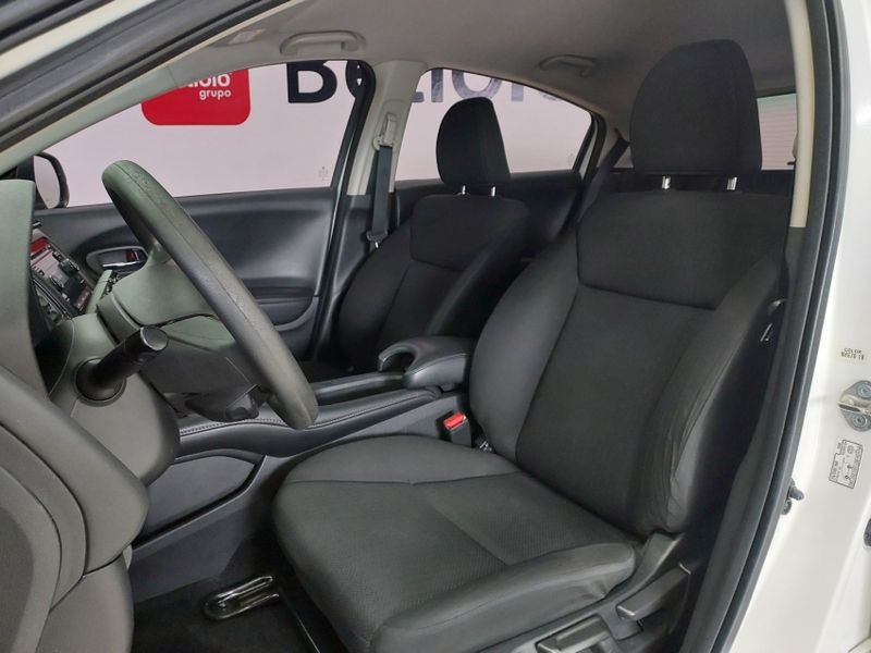 Honda HR-V 1.8 16V FLEX LX 4P AUTOMÁTICO 2016/2017 BETIOLO NOVOS E SEMINOVOS LAJEADO / Carros no Vale