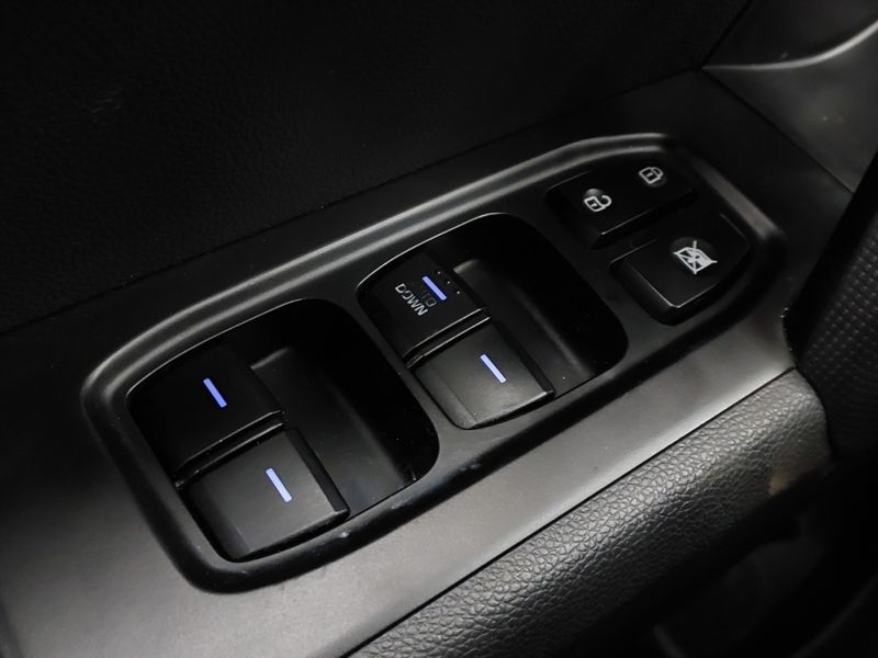Hyundai CRETA 1.6 16V FLEX ATTITUDE MANUAL 2021/2021 BETIOLO NOVOS E SEMINOVOS LAJEADO / Carros no Vale
