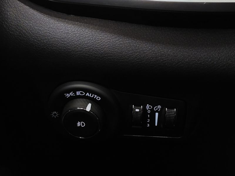 JEEP COMPASS 1.3 T270 TURBO FLEX LONGITUDE AT6 2025/2025 BETIOLO NOVOS E SEMINOVOS LAJEADO / Carros no Vale