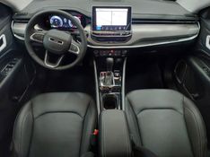 JEEP COMPASS 1.3 T270 TURBO FLEX LONGITUDE AT6 2025/2025 BETIOLO NOVOS E SEMINOVOS LAJEADO / Carros no Vale