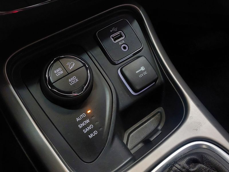 JEEP COMPASS 2.0 16V DIESEL LONGITUDE 4X4 AUTOMÁTICO 2018/2019 BETIOLO NOVOS E SEMINOVOS LAJEADO / Carros no Vale