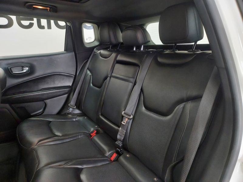 JEEP COMPASS 2.0 16V DIESEL S 4X4 AUTOMÁTICO 2021/2021 BETIOLO NOVOS E SEMINOVOS LAJEADO / Carros no Vale