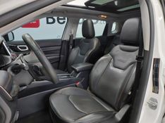JEEP COMPASS 2.0 TD350 TURBO DIESEL LIMITED AT9 2021/2022 BETIOLO NOVOS E SEMINOVOS LAJEADO / Carros no Vale