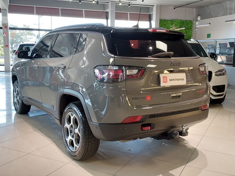 JEEP COMPASS 2.0 TD350 TURBO DIESEL TRAILHAWK AT9 2023/2023 BETIOLO NOVOS E SEMINOVOS LAJEADO / Carros no Vale