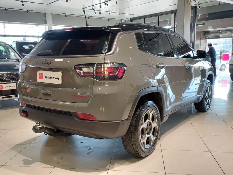 JEEP COMPASS 2.0 TD350 TURBO DIESEL TRAILHAWK AT9 2023/2023 BETIOLO NOVOS E SEMINOVOS LAJEADO / Carros no Vale