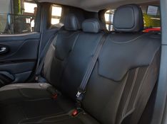 JEEP RENEGADE 1.3 T270 TURBO FLEX LONGITUDE AT6 2022/2023 BETIOLO NOVOS E SEMINOVOS LAJEADO / Carros no Vale