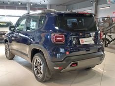 JEEP RENEGADE 1.3 T270 TURBO FLEX TRAILHAWK 4X4 AT9 2022/2022 BETIOLO NOVOS E SEMINOVOS LAJEADO / Carros no Vale