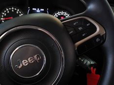 JEEP RENEGADE 1.8 16V FLEX 4P AUTOMÁTICO 2017/2017 BETIOLO NOVOS E SEMINOVOS LAJEADO / Carros no Vale