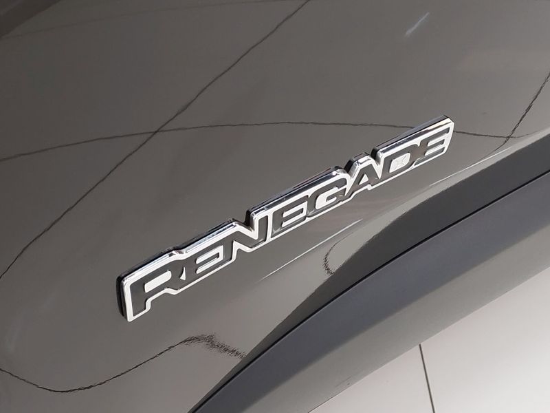 JEEP RENEGADE 1.8 16V FLEX 4P AUTOMÁTICO 2017/2017 BETIOLO NOVOS E SEMINOVOS LAJEADO / Carros no Vale