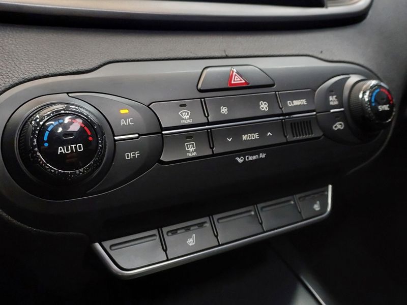 KIA SORENTO 3.3 V6 GASOLINA EX 7L AUTOMATICO 2015/2016 BETIOLO NOVOS E SEMINOVOS LAJEADO / Carros no Vale