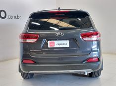 KIA SORENTO 3.3 V6 GASOLINA EX 7L AUTOMATICO 2015/2016 BETIOLO NOVOS E SEMINOVOS LAJEADO / Carros no Vale