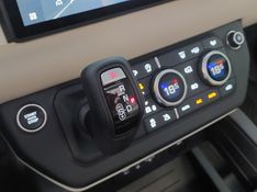 Land Rover DEFENDER 2.0 P300 GASOLINA 110 SE AWD AUTOMÁTICO 2020/2020 BETIOLO NOVOS E SEMINOVOS LAJEADO / Carros no Vale