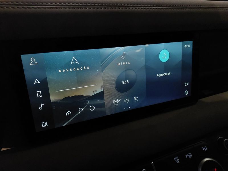Land Rover DEFENDER 2.0 P300 GASOLINA 110 SE AWD AUTOMÁTICO 2020/2020 BETIOLO NOVOS E SEMINOVOS LAJEADO / Carros no Vale
