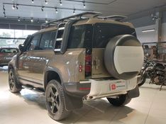 Land Rover DEFENDER 2.0 P300 GASOLINA 110 SE AWD AUTOMÁTICO 2020/2020 BETIOLO NOVOS E SEMINOVOS LAJEADO / Carros no Vale