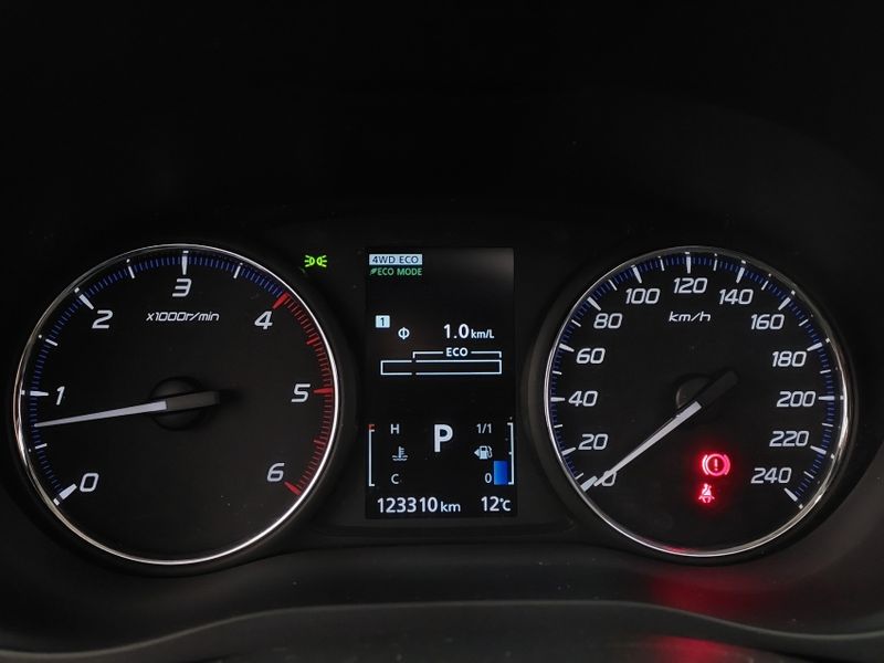 Mitsubishi OUTLANDER 2.2 4X4 16V DIESEL 4P AUTOMÁTICO 2017/2018 BETIOLO NOVOS E SEMINOVOS LAJEADO / Carros no Vale