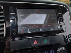 Mitsubishi OUTLANDER 2.2 4X4 16V DIESEL 4P AUTOMÁTICO 2017/2018 BETIOLO NOVOS E SEMINOVOS LAJEADO / Carros no Vale