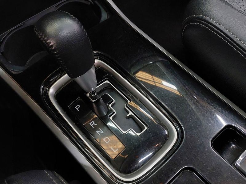 Mitsubishi OUTLANDER 2.2 4X4 16V DIESEL 4P AUTOMÁTICO 2017/2018 BETIOLO NOVOS E SEMINOVOS LAJEADO / Carros no Vale