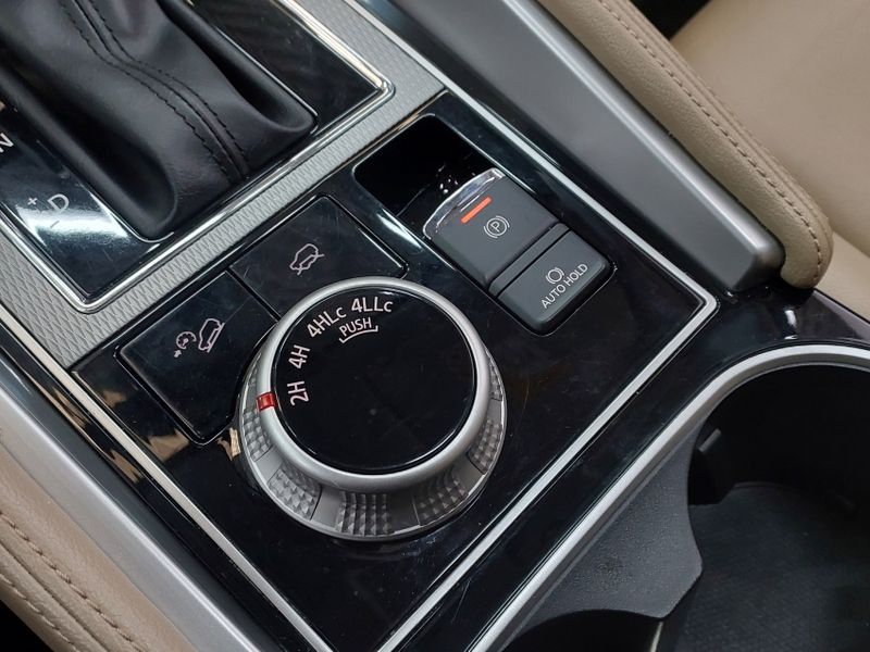 Mitsubishi PAJERO SPORT 2.4 16V MIVEC TURBO DIESEL HPE-S AWD AUTOMÁTICO 2022/2023 BETIOLO NOVOS E SEMINOVOS LAJEADO / Carros no Vale