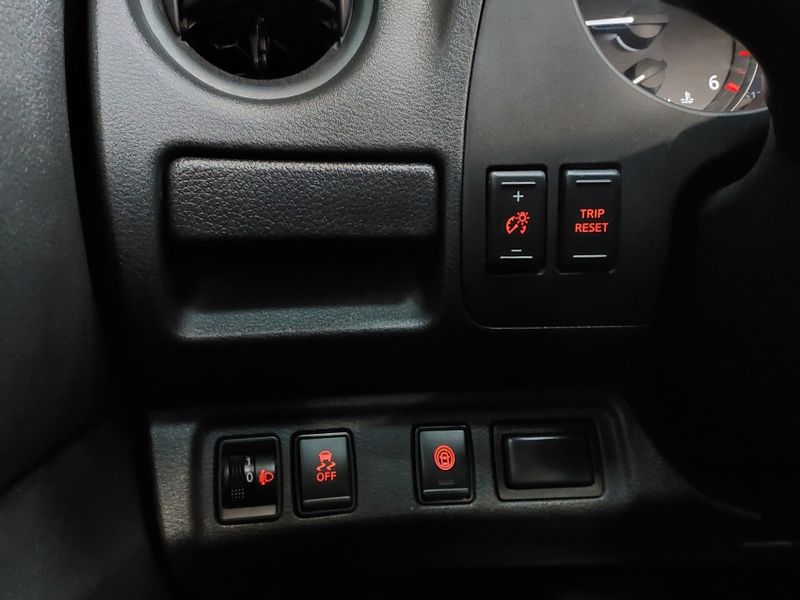 Nissan FRONTIER 2.3 16V TURBO DIESEL PRO4X CD 4X4 AUTOMÁTICO 2022/2023 BETIOLO NOVOS E SEMINOVOS LAJEADO / Carros no Vale