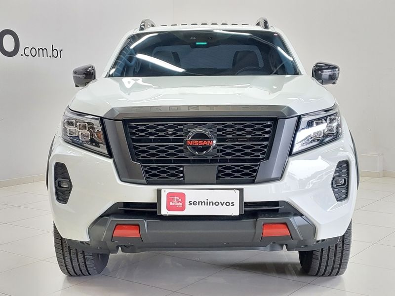 Nissan FRONTIER 2.3 16V TURBO DIESEL PRO4X CD 4X4 AUTOMÁTICO 2022/2023 BETIOLO NOVOS E SEMINOVOS LAJEADO / Carros no Vale