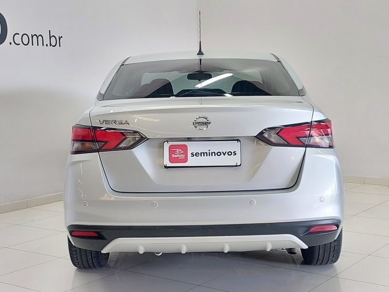 Nissan VERSA 1.6 16V FLEX ADVANCE XTRONIC 2020/2021 BETIOLO NOVOS E SEMINOVOS LAJEADO / Carros no Vale