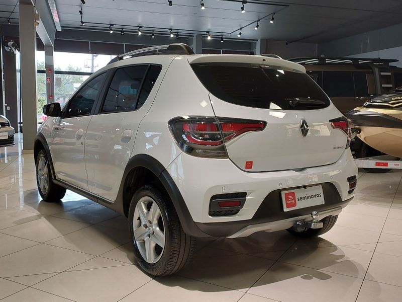 Renault STEPWAY 1.6 16V SCE FLEX ZEN MANUAL 2022/2023 BETIOLO NOVOS E SEMINOVOS LAJEADO / Carros no Vale