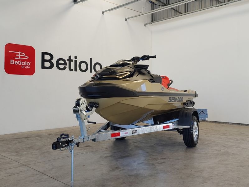Sea Doo RXT-X 325 325 2024/2024 BETIOLO NOVOS E SEMINOVOS LAJEADO / Carros no Vale
