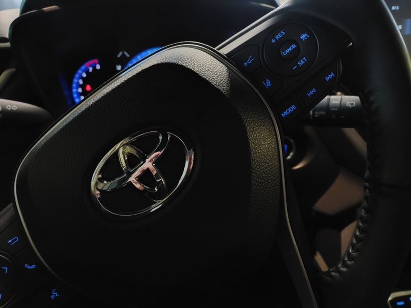 Toyota COROLLA CROSS 2.0 VVT-IE FLEX XRE DIRECT SHIFT 2022/2023 BETIOLO NOVOS E SEMINOVOS LAJEADO / Carros no Vale