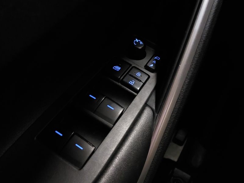 Toyota COROLLA CROSS 2.0 VVT-IE FLEX XRE DIRECT SHIFT 2022/2023 BETIOLO NOVOS E SEMINOVOS LAJEADO / Carros no Vale