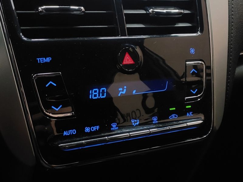 Toyota YARIS 1.5 16V FLEX SEDAN XL PLUS TECH MULTIDRIVE 2019/2019 BETIOLO NOVOS E SEMINOVOS LAJEADO / Carros no Vale