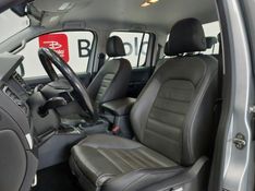 Volkswagen AMAROK 2.0 HIGHLINE 4X4 CD 16V TURBO INTERCOOLER DIESEL 4P AUTOMÁTICO 2018/2018 BETIOLO NOVOS E SEMINOVOS LAJEADO / Carros no Vale