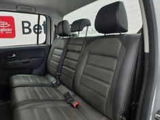 Volkswagen AMAROK 2.0 HIGHLINE 4X4 CD 16V TURBO INTERCOOLER DIESEL 4P AUTOMÁTICO 2018/2018 BETIOLO NOVOS E SEMINOVOS LAJEADO / Carros no Vale