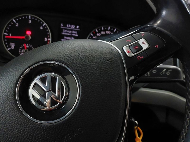 Volkswagen AMAROK 2.0 HIGHLINE 4X4 CD 16V TURBO INTERCOOLER DIESEL 4P AUTOMÁTICO 2018/2018 BETIOLO NOVOS E SEMINOVOS LAJEADO / Carros no Vale