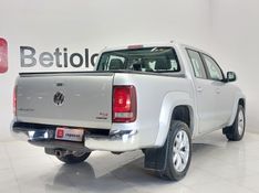 Volkswagen AMAROK 2.0 HIGHLINE 4X4 CD 16V TURBO INTERCOOLER DIESEL 4P AUTOMÁTICO 2018/2018 BETIOLO NOVOS E SEMINOVOS LAJEADO / Carros no Vale