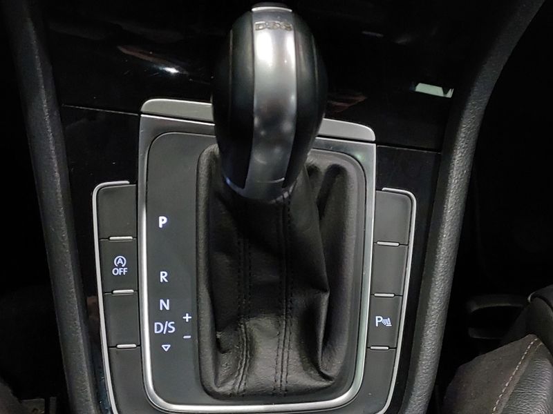 Volkswagen GOLF 1.4 TSI VARIANT HIGHLINE 16V GASOLINA 4P AUTOMÁTICO 2016/2016 BETIOLO NOVOS E SEMINOVOS LAJEADO / Carros no Vale
