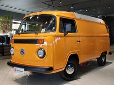 Volkswagen KOMBI 1.4 MI FURGÃO 8V FLEX 3P MANUAL 2005/2006 BETIOLO NOVOS E SEMINOVOS LAJEADO / Carros no Vale