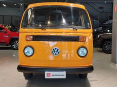 Volkswagen KOMBI 1.4 MI FURGÃO 8V FLEX 3P MANUAL 2005/2006 BETIOLO NOVOS E SEMINOVOS LAJEADO / Carros no Vale