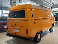 Volkswagen KOMBI 1.4 MI FURGÃO 8V FLEX 3P MANUAL 2005/2006 BETIOLO NOVOS E SEMINOVOS LAJEADO / Carros no Vale